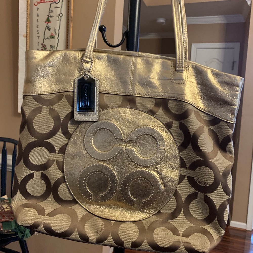 Coach Poppy tote